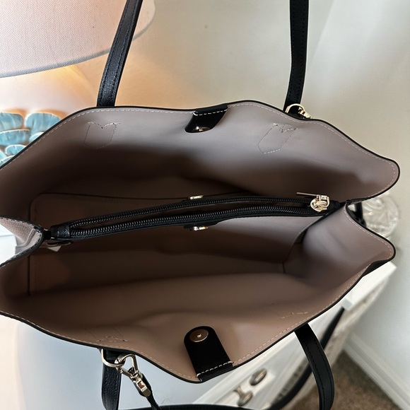 Kate Spade tote - Picture 2 of 3
